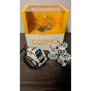 Cozmo AI robot ANKI English version package Used With Box Base 000-00057
